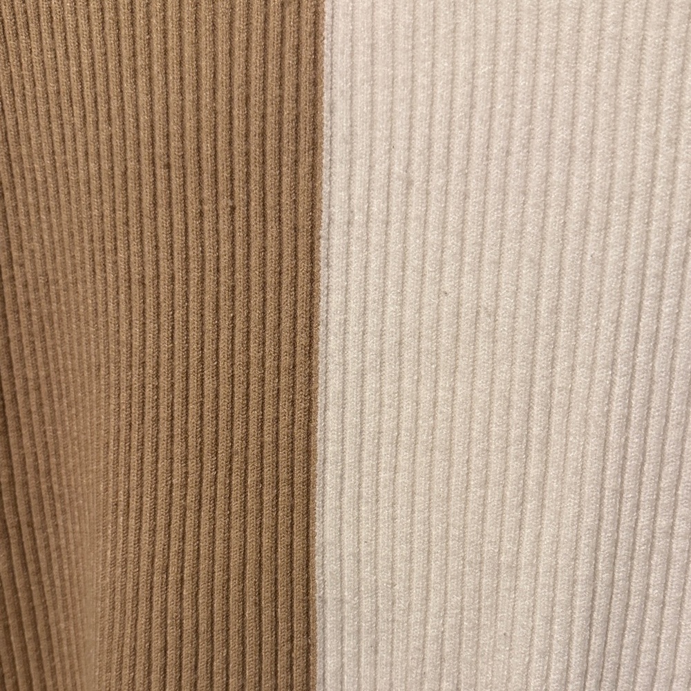 Abercrombie & Fitch Two-Tone Crewneck Sweater - Tan and Cream - Picture 3 of 6